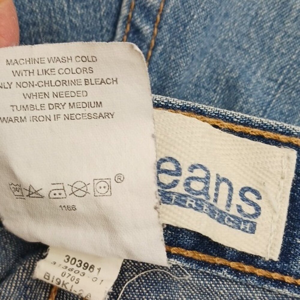 GAP Bootcut Jeans Womens Size 4 Blue Mid Rise Denim Y2K Distressed Hem - Picture 8 of 8